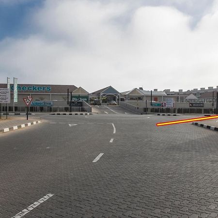 The Pier No. 7 Apartment Swakopmund Exterior photo